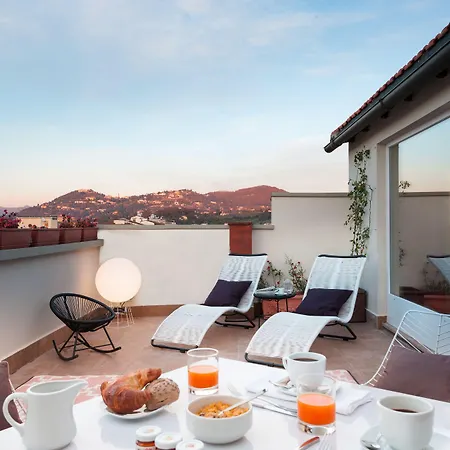 فندق مبيت وإفطار Lorena 4*