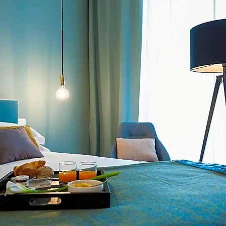 Lorena 4* Florence